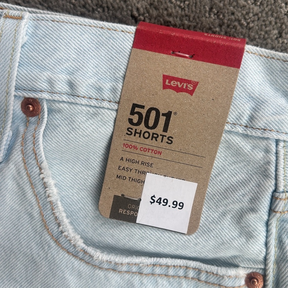 Levi’s 501 Shorts - Fade Off - Picture 5 of 7